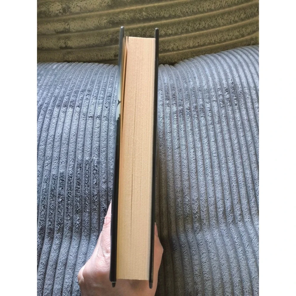 hardcover book Blacklist by Sara Paretsky